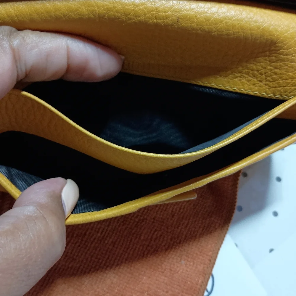 Gucci authentic soho